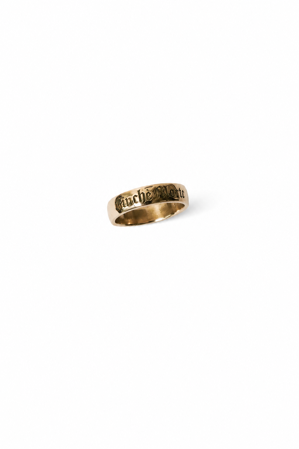 Gold band with 'Finche Morte' engraved on a white background